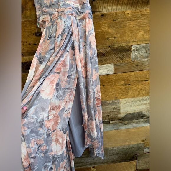 R & M RICHARDS
Women's Halter-Neck Floral-Print Long A-Line Dress NWT SZ 8 - Picture 11 of 16